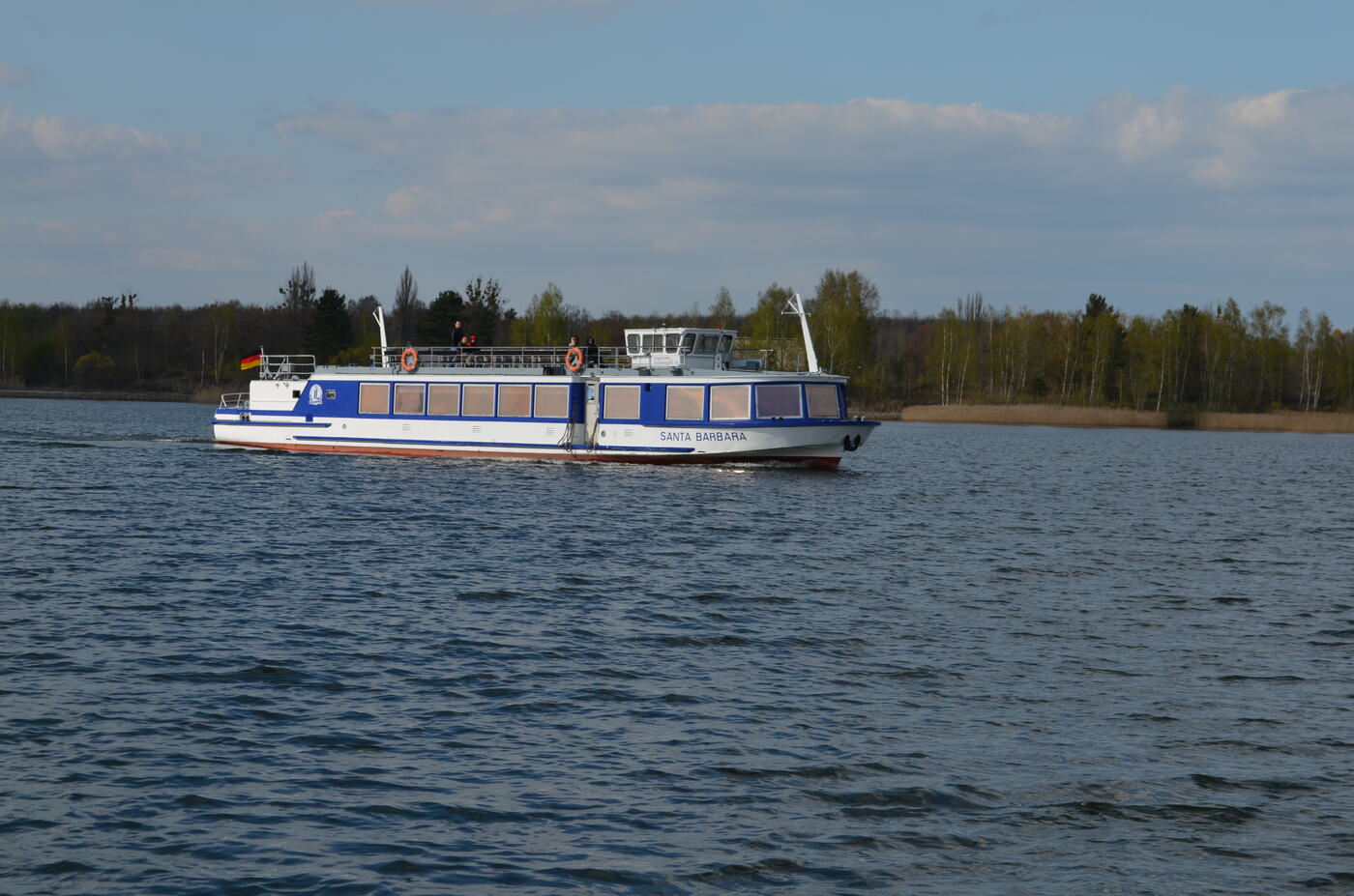 Fahrgastschiff auf dem Senftenberger See